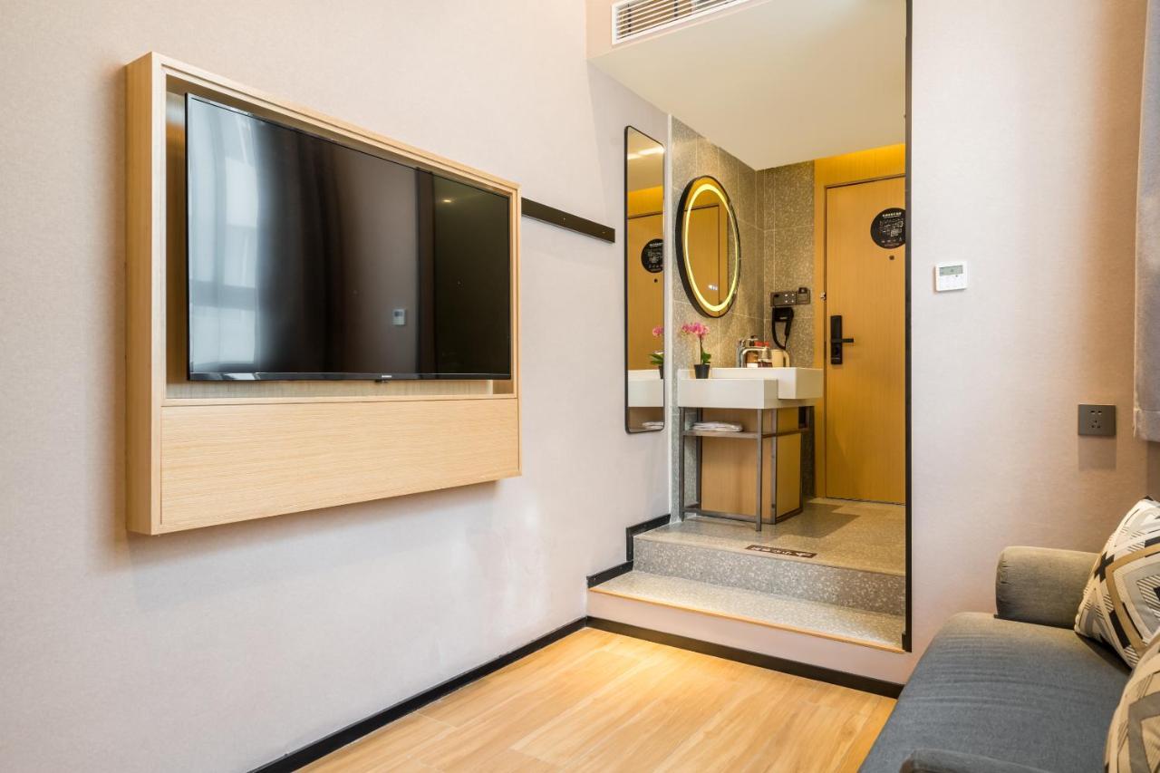 Hotel Meego Smart Select
