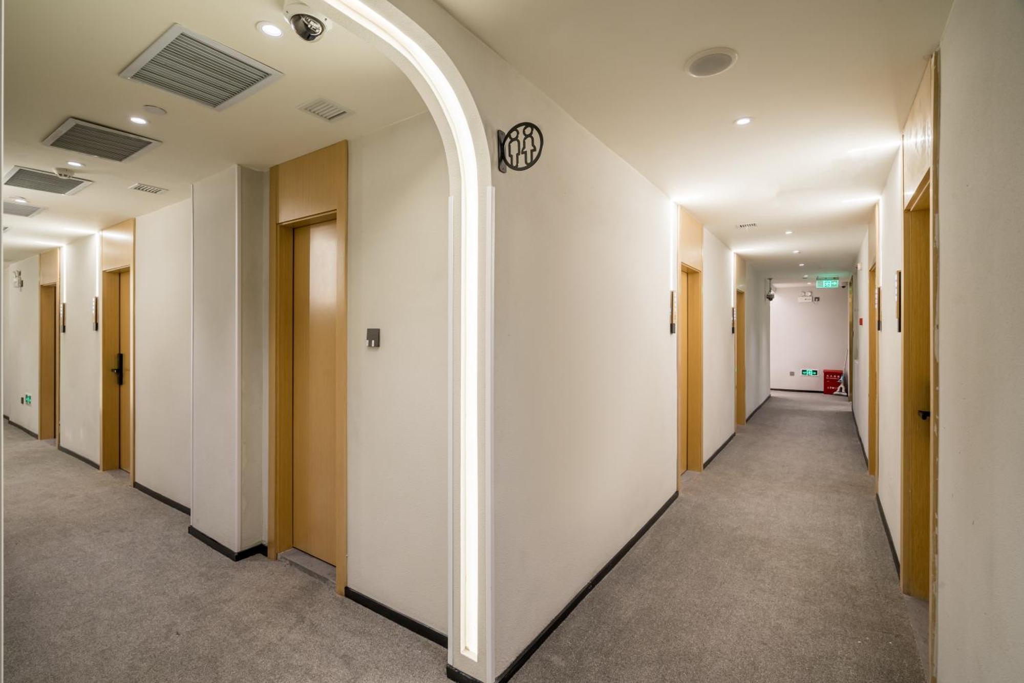 Hotel Meego Smart Select